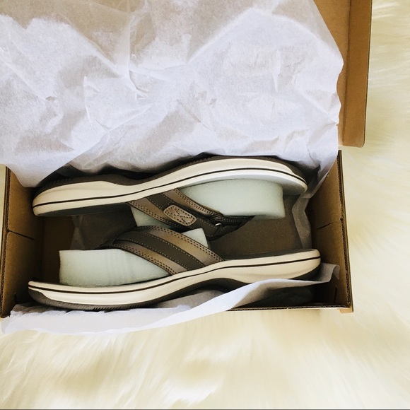 🆕 Clarks Breeze Sea Adjustable Sandals - Picture 9 of 11